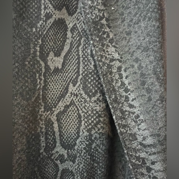 Zara Men’s slim fit snake print blazer, size XL - 42R - Picture 7 of 9